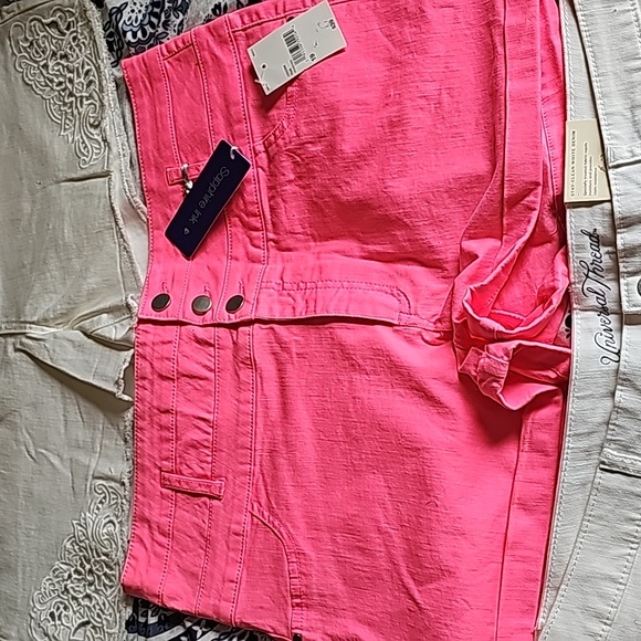 NWT 3 pairs of sz 18 shorts - Picture 3 of 4
